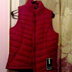 Vest.dsg vest made by dicks sporting goods